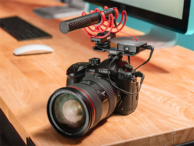 Wireless GO and VideoMic NTG mounted on a DCS-1 with an SC11