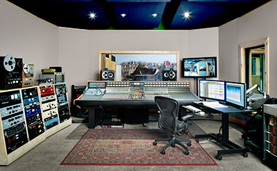 Oktaven Audio Control Room a with AXS console