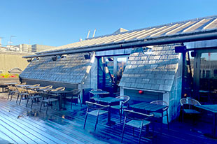 Aqua balcony/terrace bar
