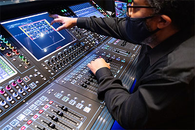 Kenny Nash mixing on the Quantum338