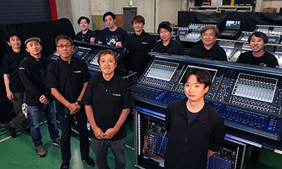Tokyo Sanko staff with new DiGiCo Quantum 338 consoles
