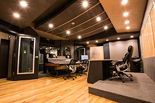 Lakehouse Studios 