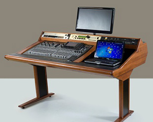 Zoar Marea media workstation