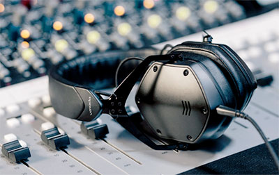 V-Moda M-200 reference headphone