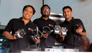 The Artes crew with Clear-Com Tempest The Artes crew with the Clear-Com Tempest