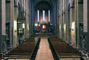 Main aisle, Mainz Cathedral Main aisle, Mainz Cathedral