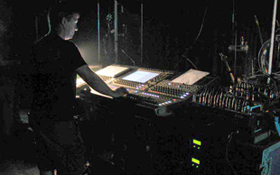 Ade Barnard with the monitor SD8 Ade Barnard with the monitor SD8