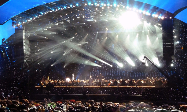 Andrea Bocelli plays Central Park