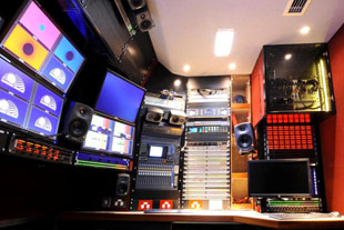 Gearhouse Broadcast HD5 truck 