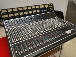 MI Corp's API 1608 console