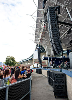 The Outline GTO system at the Miller Lite stage Outline GTO system
