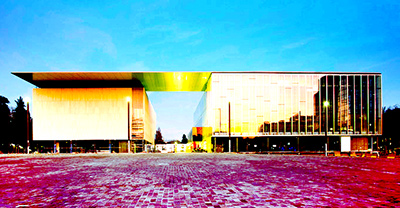 Les Quinconces cultural centre (Pic: Stephane Mahot) Les Quinconces cultural centre