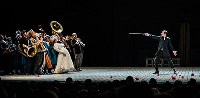 Hamlet at the State Theatre of Nations (Pic: Yuri Bogoma) State Theatre of Nations