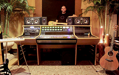 Grant Goddard at Bikini Atoll Sound Bikini Atoll Sound