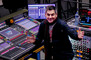 FOH engineer Andy Meyer