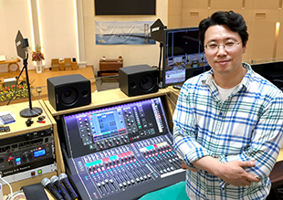 Pastor Yoonha Kim