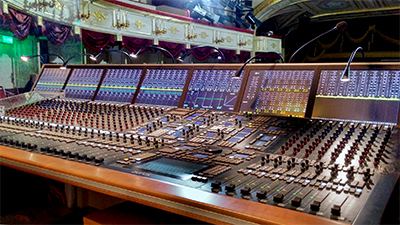 Aurus Platinum mixing console 