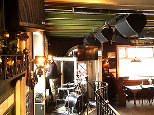 Dubliner Folk Pub 