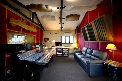 Muddy Road Studios 