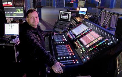 FOH engineer, Ben Dexter