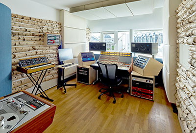 Woody Tone Studios