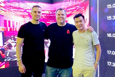 JamieWard (centre) with Sonos’ Alfonso Martin and Mr Cuong