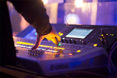 The TY5 mixing console