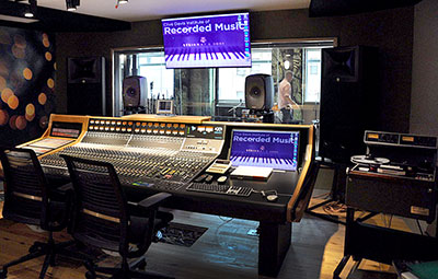 Studio 3