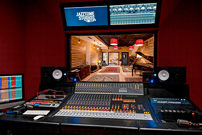 Audient ASP4816 console in Valencia's Jazztone