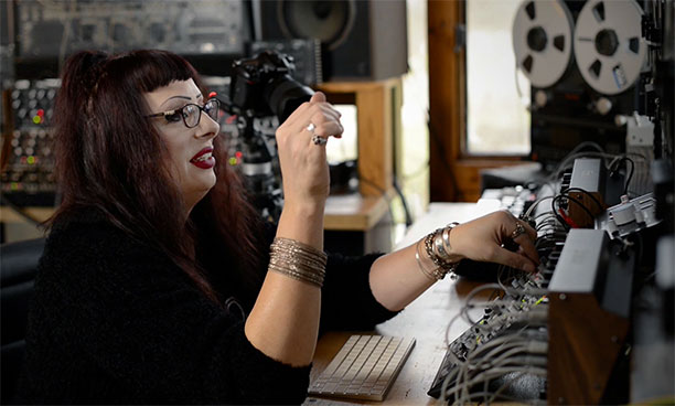 Lisa Bella Donna working on December’s Pentacle