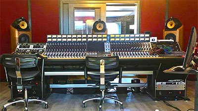 eChairs at the new Santa Barbara-based ParSonics recording studio
