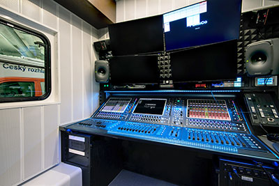 DiGiCo Quantum338 in the new OB van in Prague