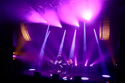 French hip-hop duo, Pumpkin & Vin’S da Cuero in Le VIP’s concert hall using the new L-Acoustics system