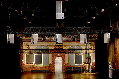 The L-ISA Scene system consists of five arrays, each with an A15 Focus and two A15 Wide, supplemented by two flown subwoofer arrays in end-fired configuration, each comprising two KS21