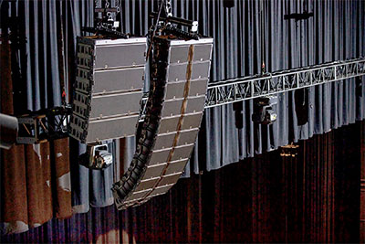 The auditorium’s left and right main arrays each feature ten K2 over two Kara, with adjacent hangs of four K1-SB