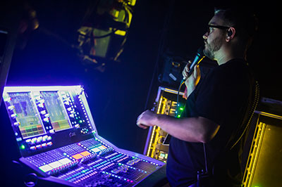 Monitor engineer Chris Sennett