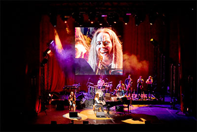 Tim Minchin at the First Direct Arena (pic: Andrew Benge)