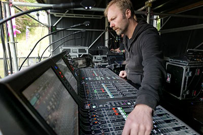 Nigel Pepper mixing Foals' headline show at Cardiff's Depot In The Castle with Rivage PM7