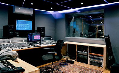 ASP8024-HE at Electric Bear Studios in Nottinghamshire, UK