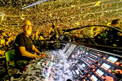 Brad Divens mixing for Enrique Iglesias