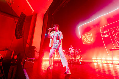 Glass Animals lead singer Dave Bailey and drummer Joe Seaward (Pic: Geo Soto)