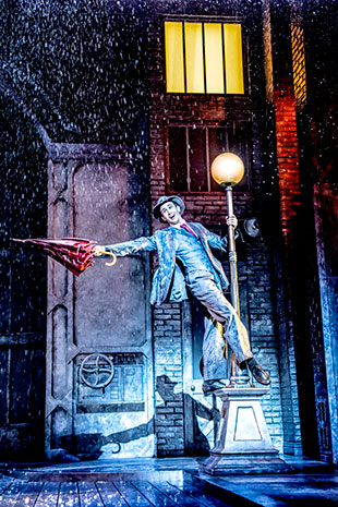 Singin' in the Rain (Pic: Johan Persson)