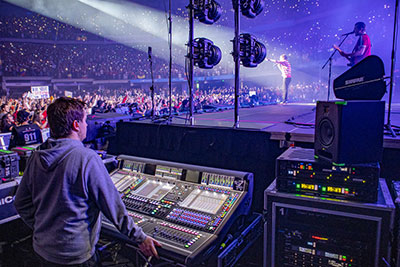 Shure shines on Louis Tomlinson tour