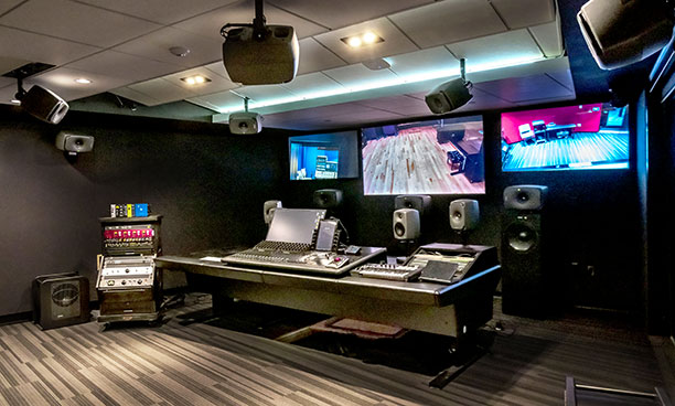 Studio B in the Sverdrup Building at Webster University