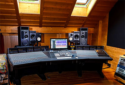 Duality Fuse Pro-Station SuperAnalogue mixing console.