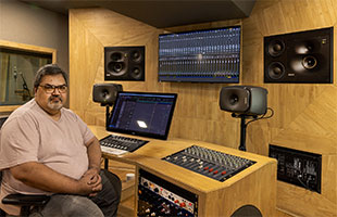 Jiten Solanki in Studio 3