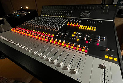 MixCave