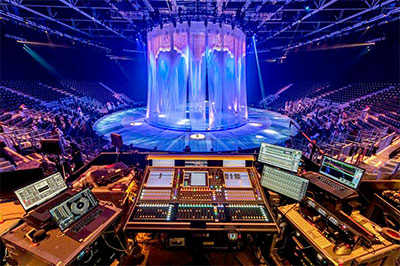 DiGiCo Quantum 7 at FOH for Terhal