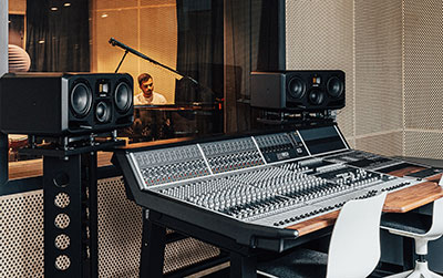 UDMusic installs Audient consoles in new facility