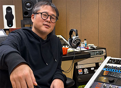 Chief sound engineer Jung Moo Kyung